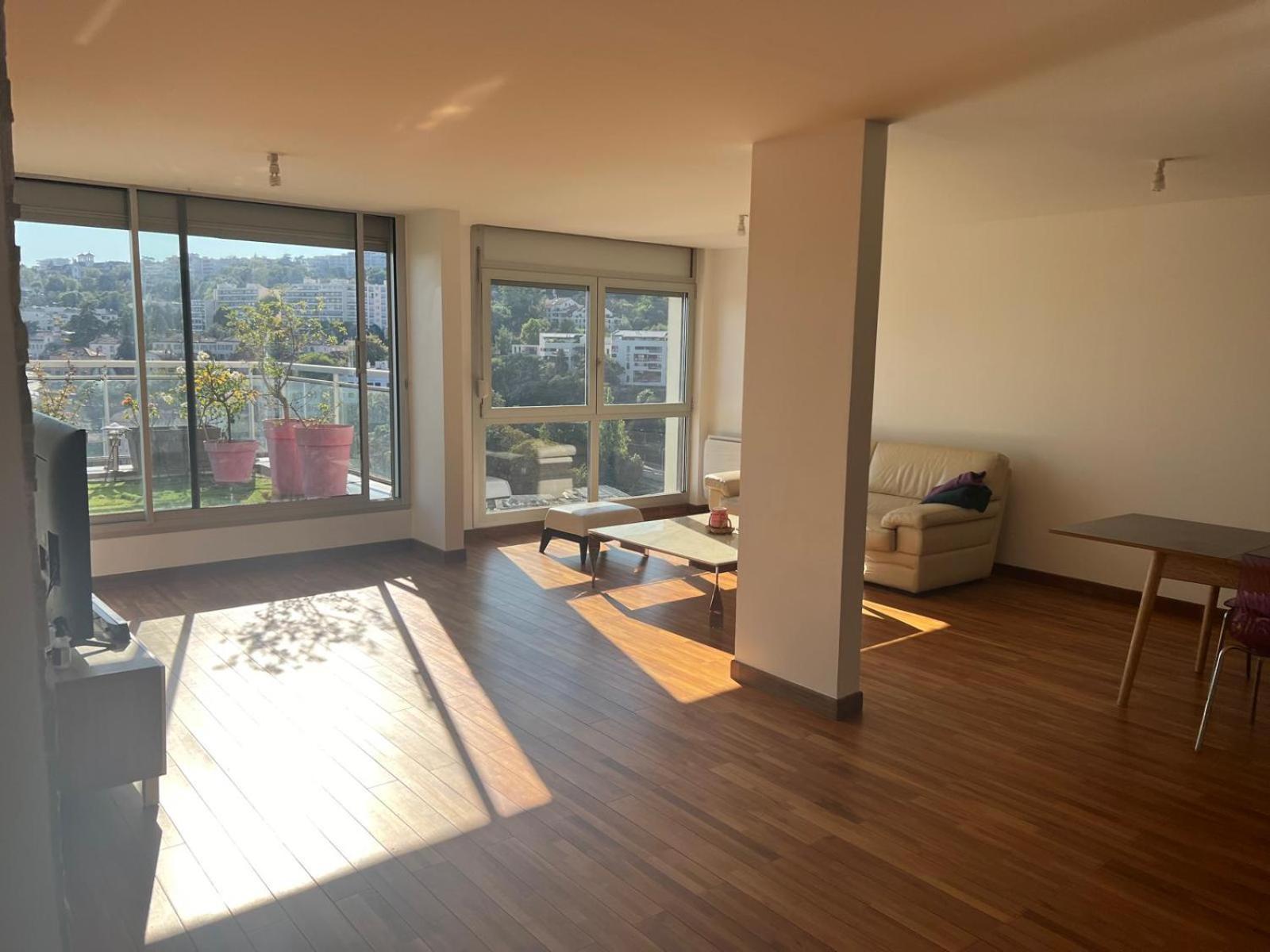 Chambre Dans Les Hauteurs De Lyon Proche Fourviere Chez L Hote Esterno foto
