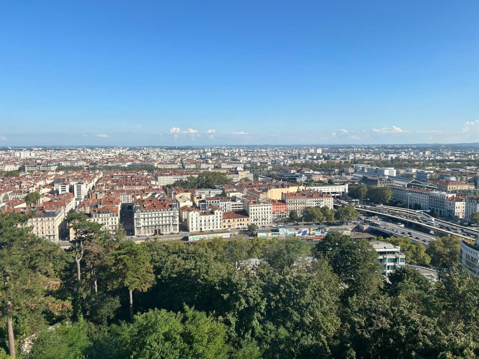 Chambre Dans Les Hauteurs De Lyon Proche Fourviere Chez L Hote Esterno foto